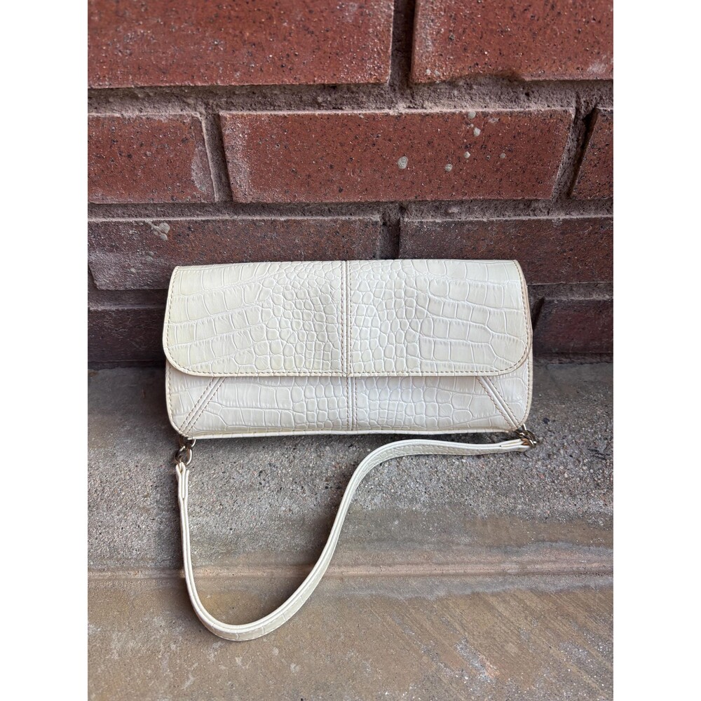 LIz Claiborne 90s Era Shoulder bag